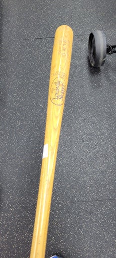 Used Louisville Slugger PERSONAL MODEL BB/SB Wood Bat 33" 11497-S000151517