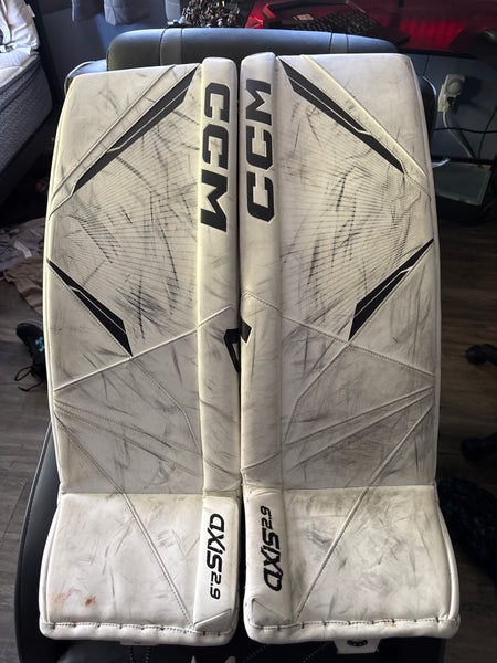 33"  2023 CCM Axis 2.9 Goalie Leg Pads  (Used)