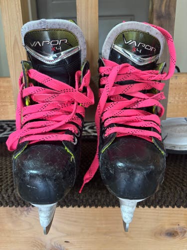 Bauer Vapor X4 Hockey Skates 13 (Used)