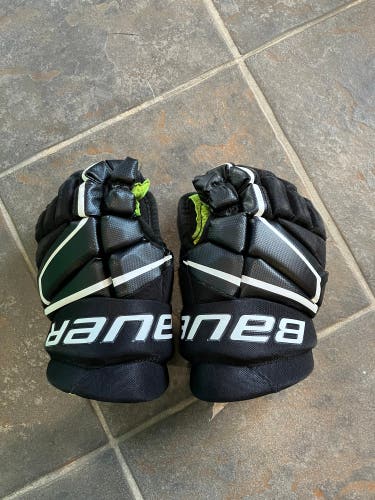 Black Bauer Vapor 3X Gloves 11" (Used)