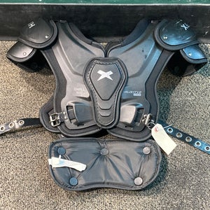 Used Youth Small Xenith Velocity 2 Shoulder Pads | Backplate Included