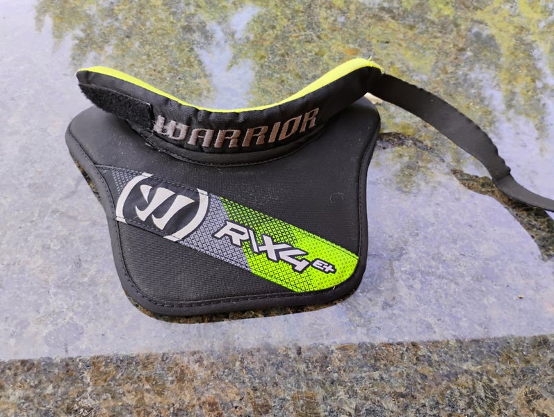 Goalie neck protector Warrior RX4E E+ SR
