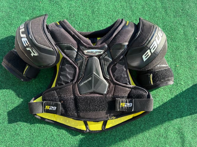 Bauer Supreme S29 Shoulder Pads (Used) | Junior Large