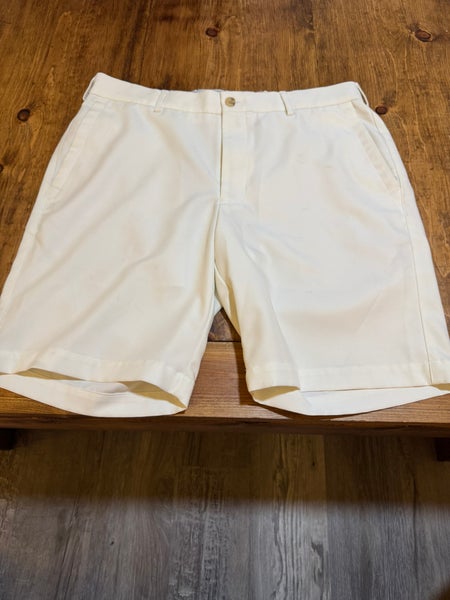 White Size 32 Men's Shorts (Used)