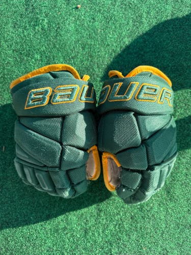 Green Junior Bauer Vapor Elite Gloves 11" (Used)
