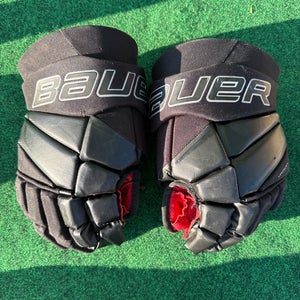 Black Senior Bauer Vapor 3X Gloves 14" (Used)