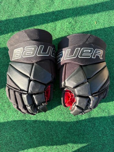 Black Senior Bauer Vapor 3X Gloves 14" (Used)