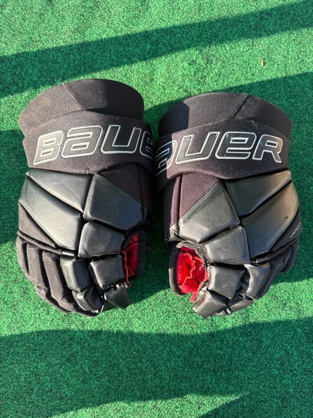 Black Senior Bauer Vapor 3X Gloves 14" (Used)