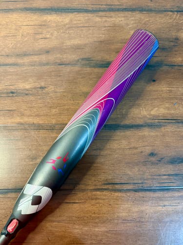 DeMarini CF Zen 30/19(-11) Fastpitch Softball Bat