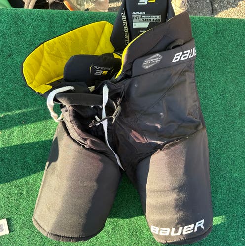 Black Bauer Supreme 3S Hockey Pants (Used) | Intermediate Medium
