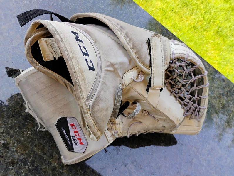 CCM extreme flex 400 (Used) - Left Hand