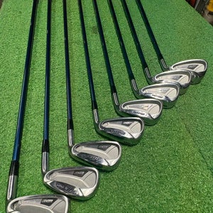 Men's Mizuno MX 17 Right Handed Iron Set Regular Flex Graphite Shaft (Used)