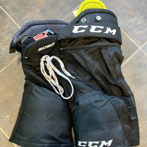 Black Junior Small CCM Tacks 9060 Hockey Pants (Used)