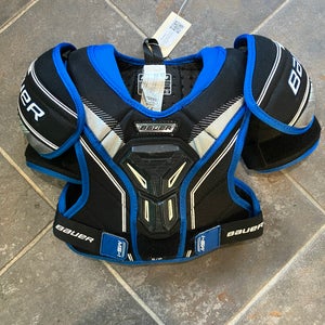 Small Junior Bauer MS-1 Shoulder Pads (Used)
