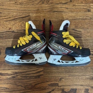 CCM JetSpeed FT2 Hockey Skates Regular Width 13.5 (Used)