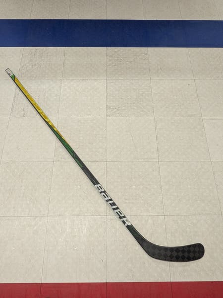 Supreme Ultrasonic Hockey Stick Bauer Supreme Ultrasonic Composite