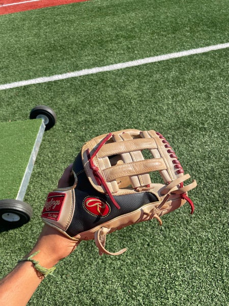 Rawlings Heart of the Hide RH Outfield Baseball Glove 12.5" (Used)