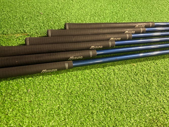 Men's Mizuno MX 15 Right Handed Iron Set Regular Flex Graphite Shaft (Used)