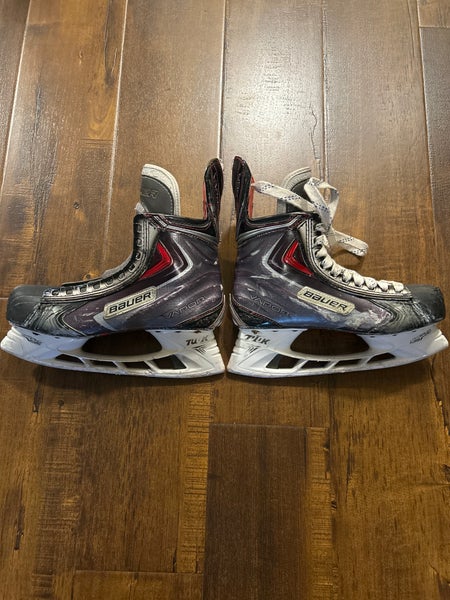 Bauer Vapor APX2 Hockey Skates Wide Width 7.5 (Used)
