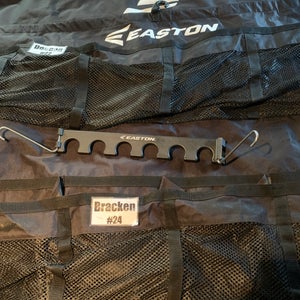 Easton (Used) Team Hanging Helmet Bag / Used Easton Hanging Fence