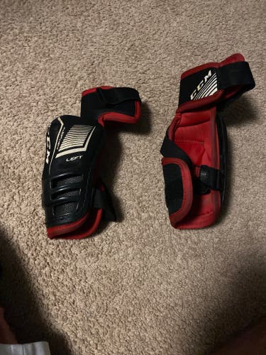 Junior Medium CCM JetSpeed FT350 Elbow Pads (Used)