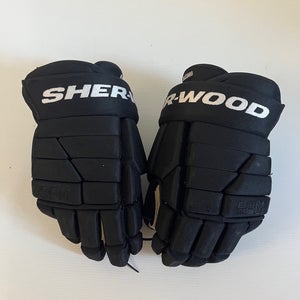 Used Senior Sher-Wood BPM 090 Pro Stock Size 14" Gloves Black