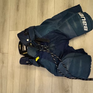 Intermediate Large Bauer Supreme 2s Pro Hockey Pants (Used)