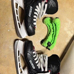 Bauer Ns Hockey Skates 10 (New)