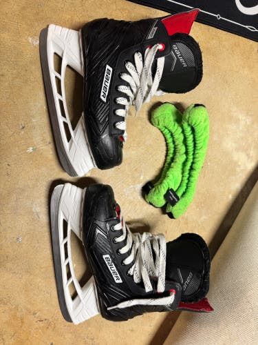 Bauer Ns Hockey Skates 10 (New)