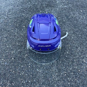 Medium Bauer Re-Akt 155 Helmet (Used)