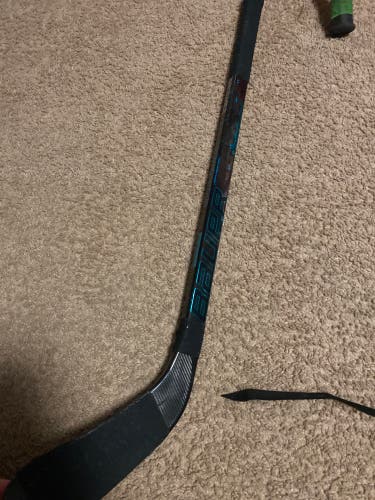 Youth Bauer Mystery Mini Right Handed Hockey Stick (Used)