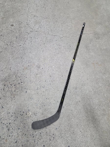 Senior Warrior Alpha LX3 Pro Right Hand Hockey Stick W03 85 Flex