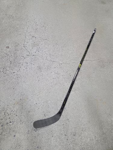Senior Warrior Alpha LX3 Pro Right Hand Hockey Stick W88 85 Flex