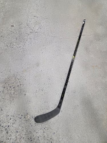 Senior Warrior Alpha LX3 Pro Right Hand Hockey Stick W28 85 Flex