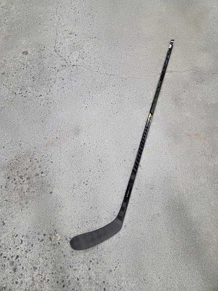 Senior Warrior Alpha LX3 Pro Right Hand Hockey Stick W28 85 Flex