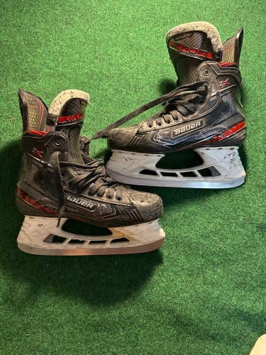 Senior Bauer Vapor 2X Hockey Skates (Regular) Size 7 (Used)