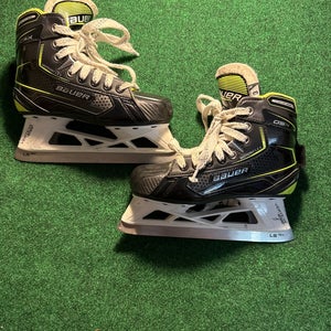 Junior Bauer GSX Hockey Goalie Skates (Regular) Size 3 (Used)