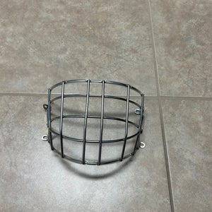 Senior Medium Bauer NME Goalie Mask (New)
