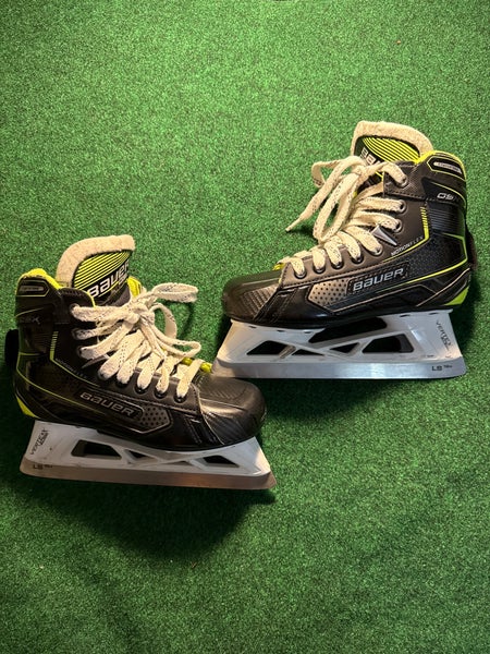 Junior Bauer GSX Hockey Goalie Skates (Extra Wide) Size 3.5 (Used)