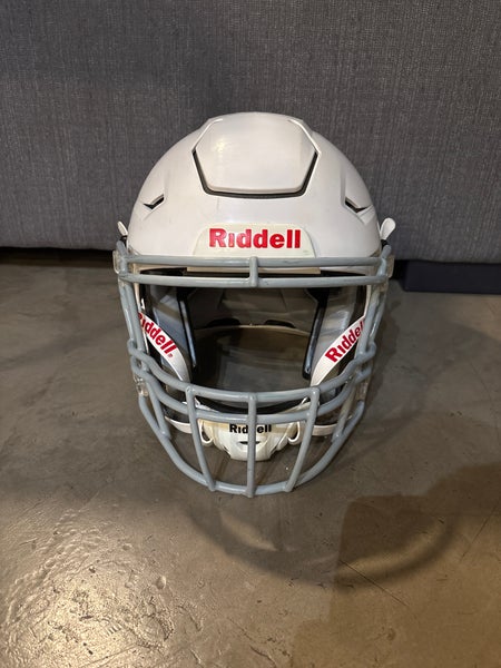 Small Youth Riddell SpeedFlex Helmet (Used)