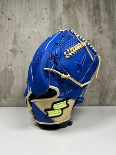 Imported SSK Pitcher's Glove