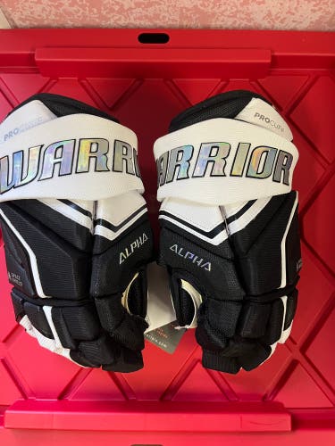Warrior Alpha LX2 Pro 13" Hockey Gloves New