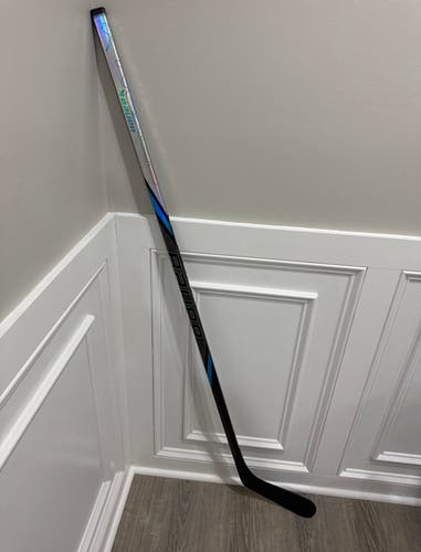 Senior Bauer Right Hand Nexus Tracer P92 (New) 70 Flex never cut or used