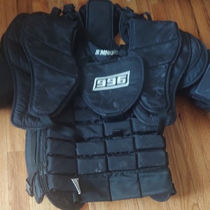 Large Simmons 996 Goalie Chest Protector