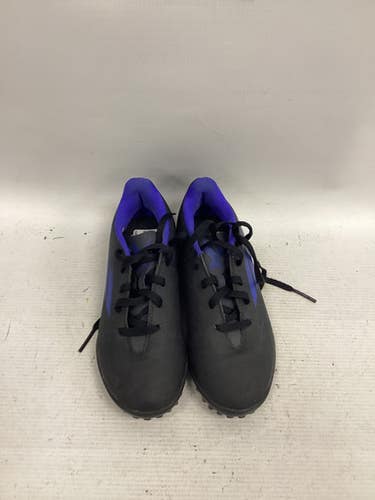 Adidas (Used) Black Size 2.5 Indoor Cleats