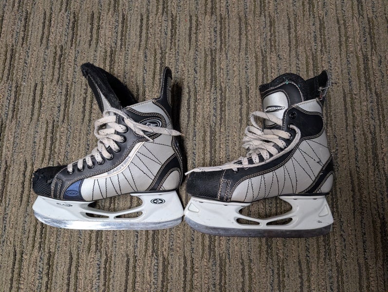Easton Hockey Skates Size 3 (Used) Typhoon