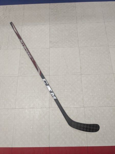 Junior CCM JetSpeed FT2 Right Handed Hockey Stick, P88 Curve, 40 Flex (New)