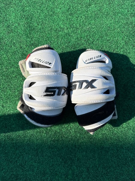 Medium Adult STX Stallion 900 Arm Pads (Used)