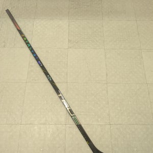 Intermediate True Catalyst 9x3 Right Handed Hockey Stick, T92.5 Curve, 55 Flex (New)