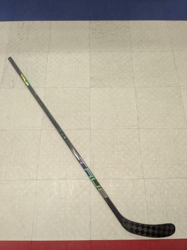 Junior True Hzrdus 9x4 Right Handed Hockey Stick, T92 Curve, 50 Flex (New)